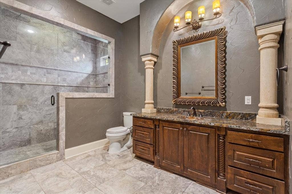 10020 Hidden Bluff, Waco, TX 76657 10020 Hidden Bluff, Waco, TX 76657