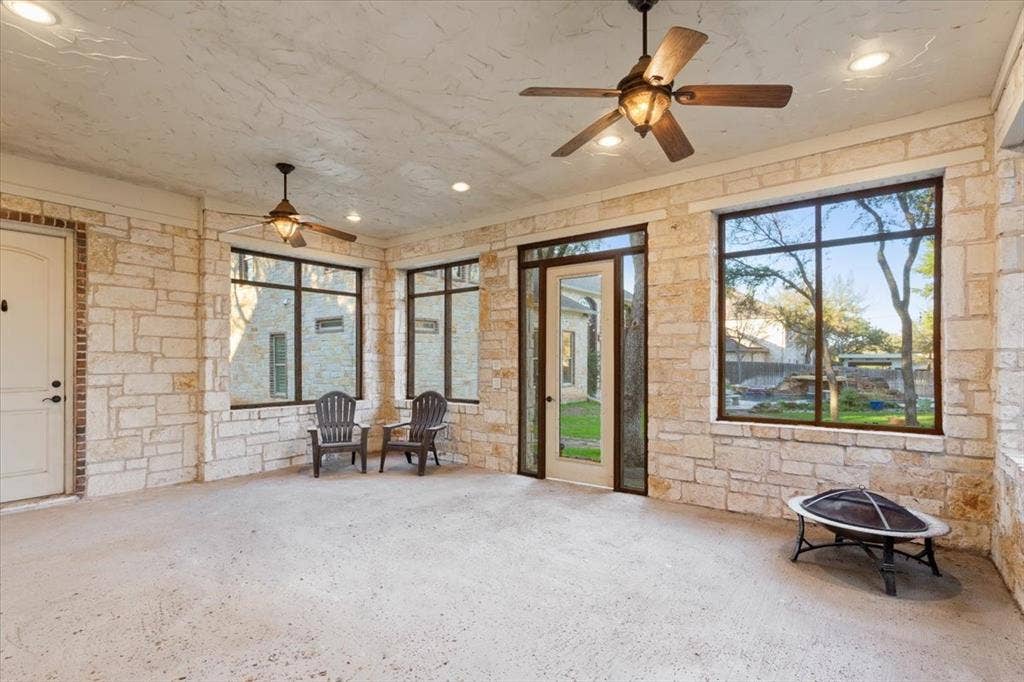 10020 Hidden Bluff, Waco, TX 76657 10020 Hidden Bluff, Waco, TX 76657