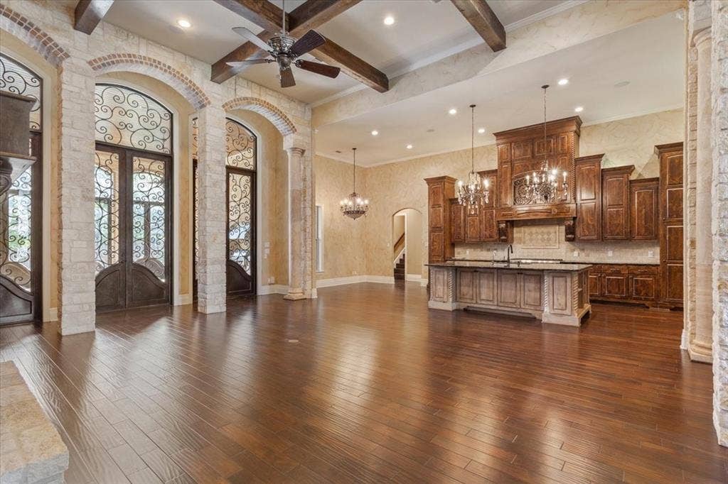 10020 Hidden Bluff, Waco, TX 76657 10020 Hidden Bluff, Waco, TX 76657