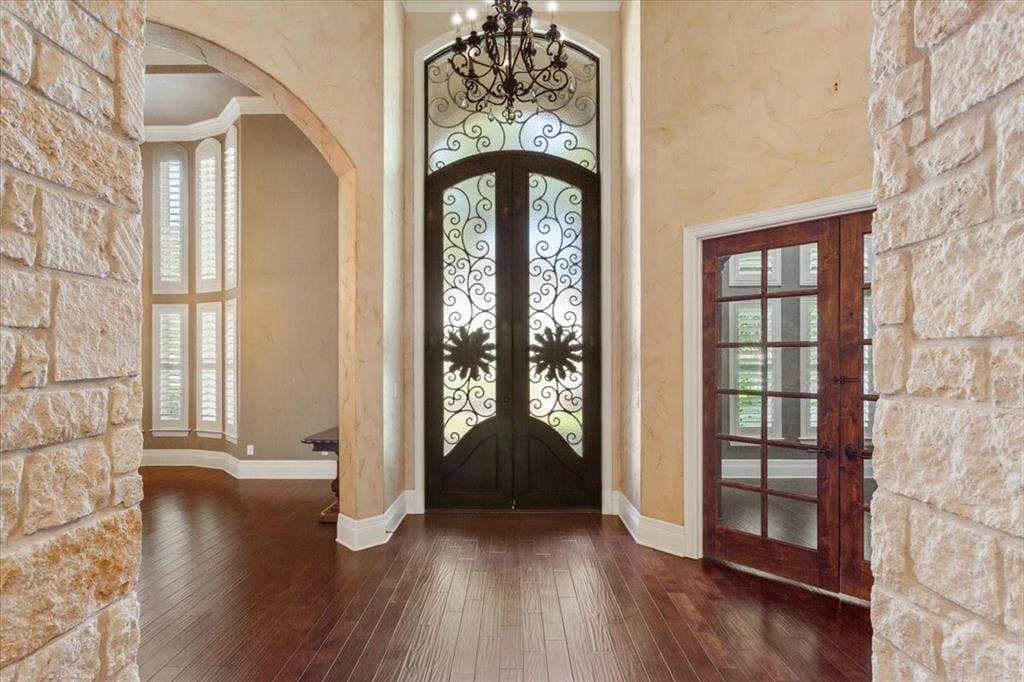 10020 Hidden Bluff, Waco, TX 76657 10020 Hidden Bluff, Waco, TX 76657