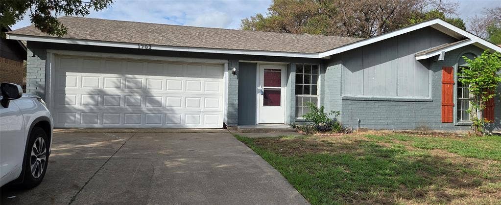 1702 Pisces Street, Grand Prairie, TX 75051 1702 Pisces Street, Grand Prairie, TX 75051