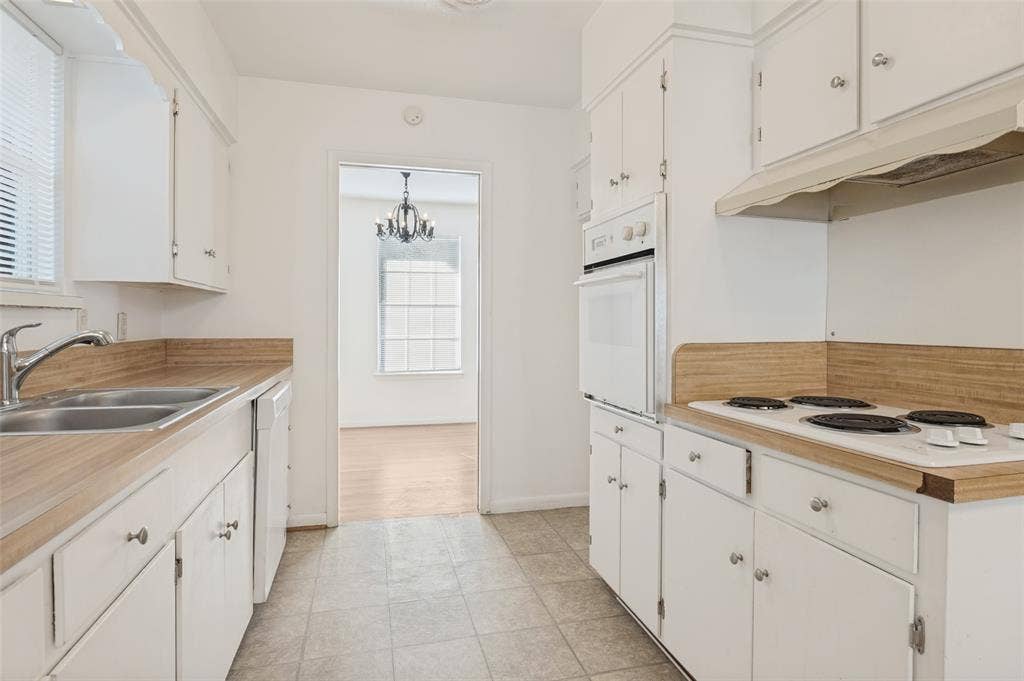 4515 Dove Creek Way, Dallas, TX 75232