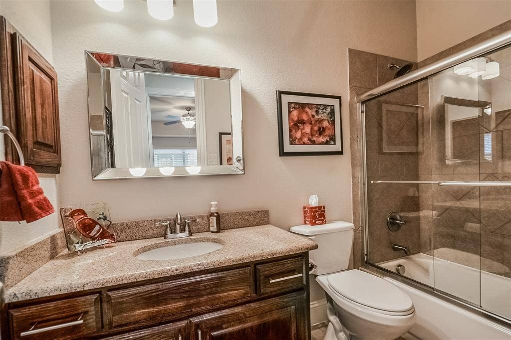1482 Willingham Drive, Allen, TX 75013 Downstairs guest bathroom