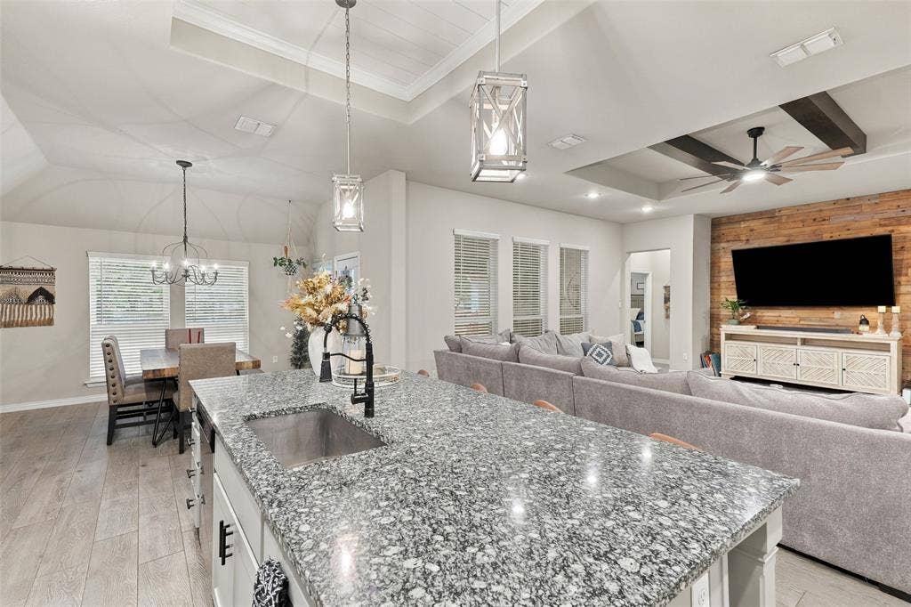 350 Timbers Circle, Poolville, TX 76487 350 Timbers Circle, Poolville, TX 76487