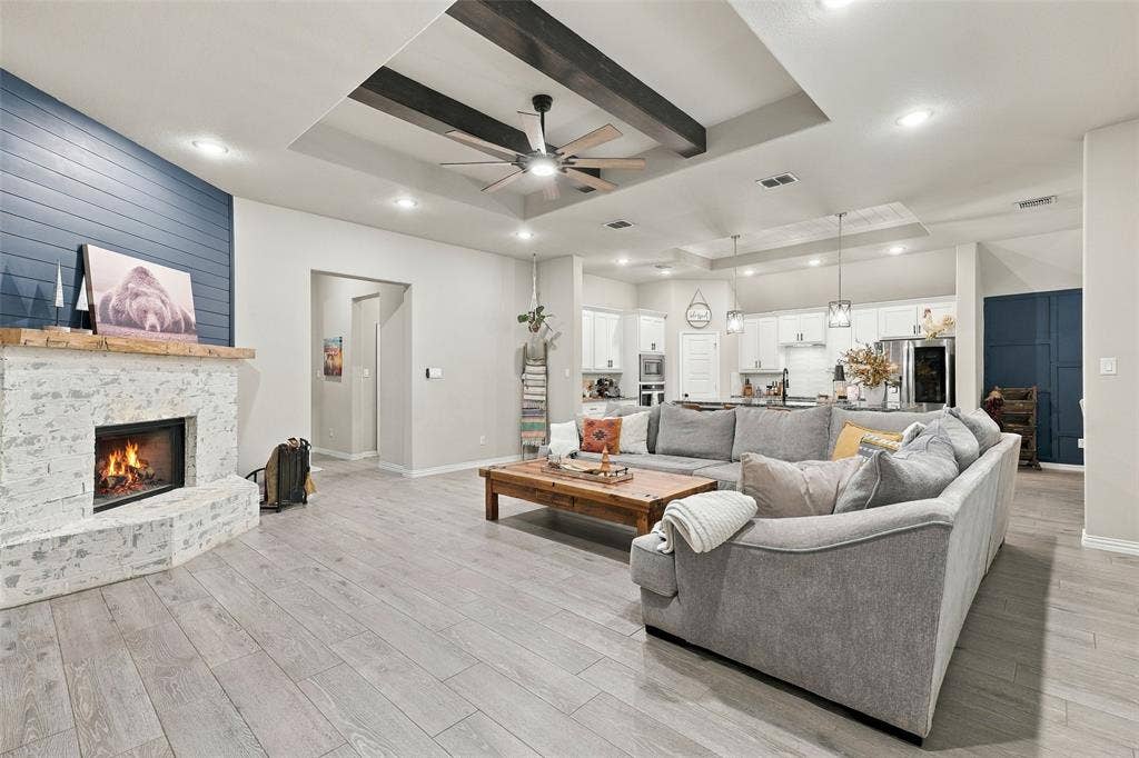 350 Timbers Circle, Poolville, TX 76487 350 Timbers Circle, Poolville, TX 76487