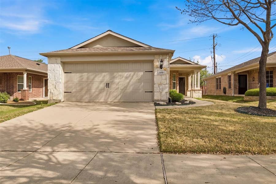 Property photo for 2490 Honeybee Lane, Frisco, TX