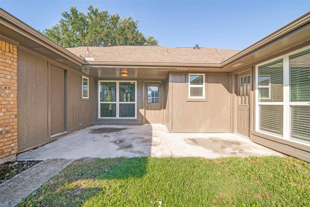 4410 Meadowview Drive, Mesquite, TX 75150 4410 Meadowview Drive, Mesquite, TX 75150
