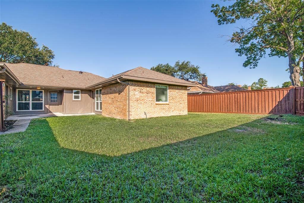 4410 Meadowview Drive, Mesquite, TX 75150 4410 Meadowview Drive, Mesquite, TX 75150