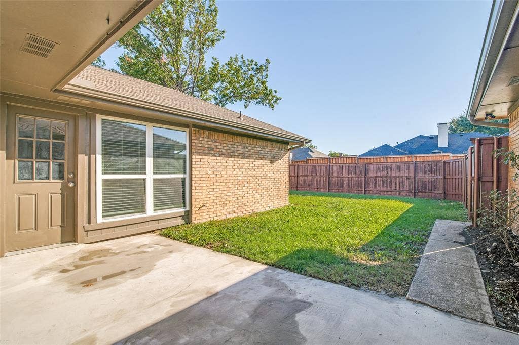 4410 Meadowview Drive, Mesquite, TX 75150 4410 Meadowview Drive, Mesquite, TX 75150