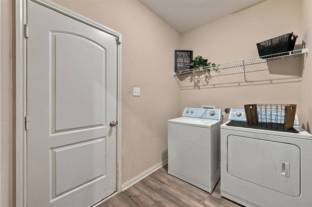 1405 Kite Street, DeSoto, TX 75115 1405 Kite Street, DeSoto, TX 75115