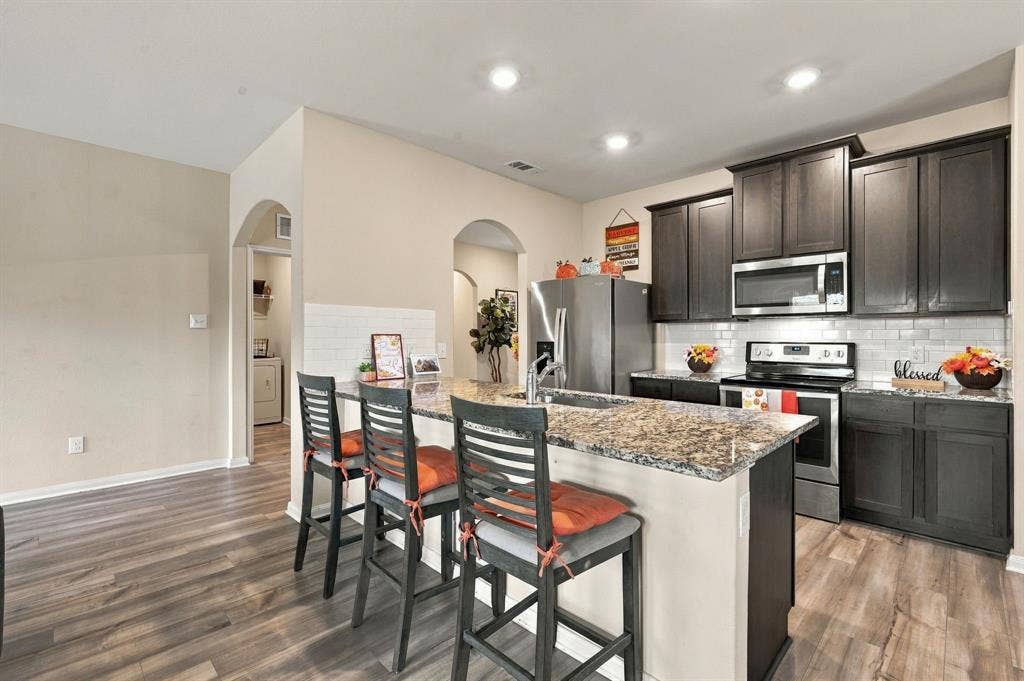 1405 Kite Street, DeSoto, TX 75115 1405 Kite Street, DeSoto, TX 75115