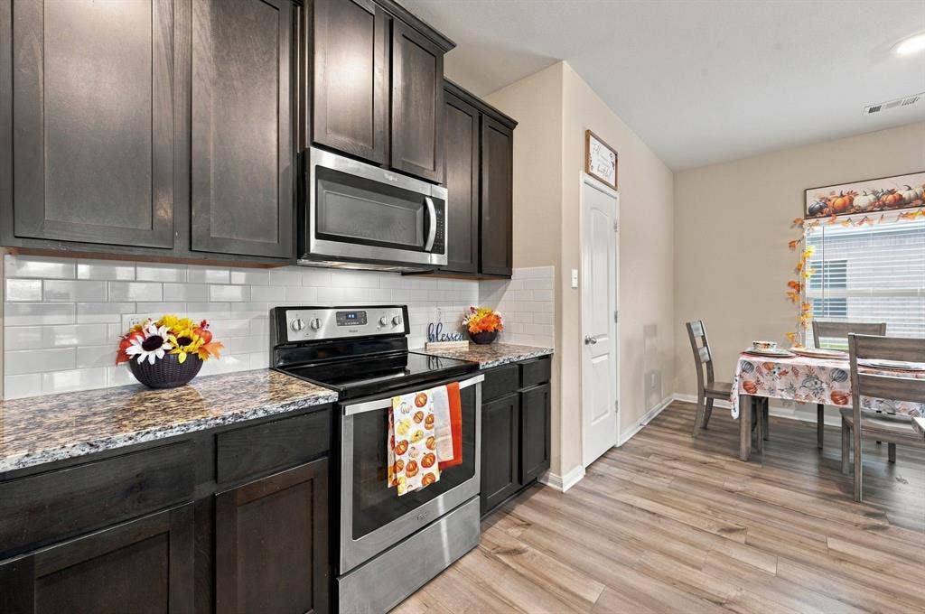 1405 Kite Street, DeSoto, TX 75115 1405 Kite Street, DeSoto, TX 75115