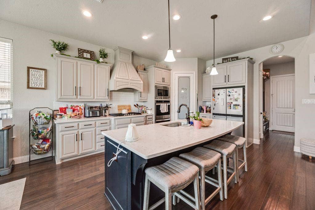 4612 Morning Glory Lane, Mansfield, TX 76063