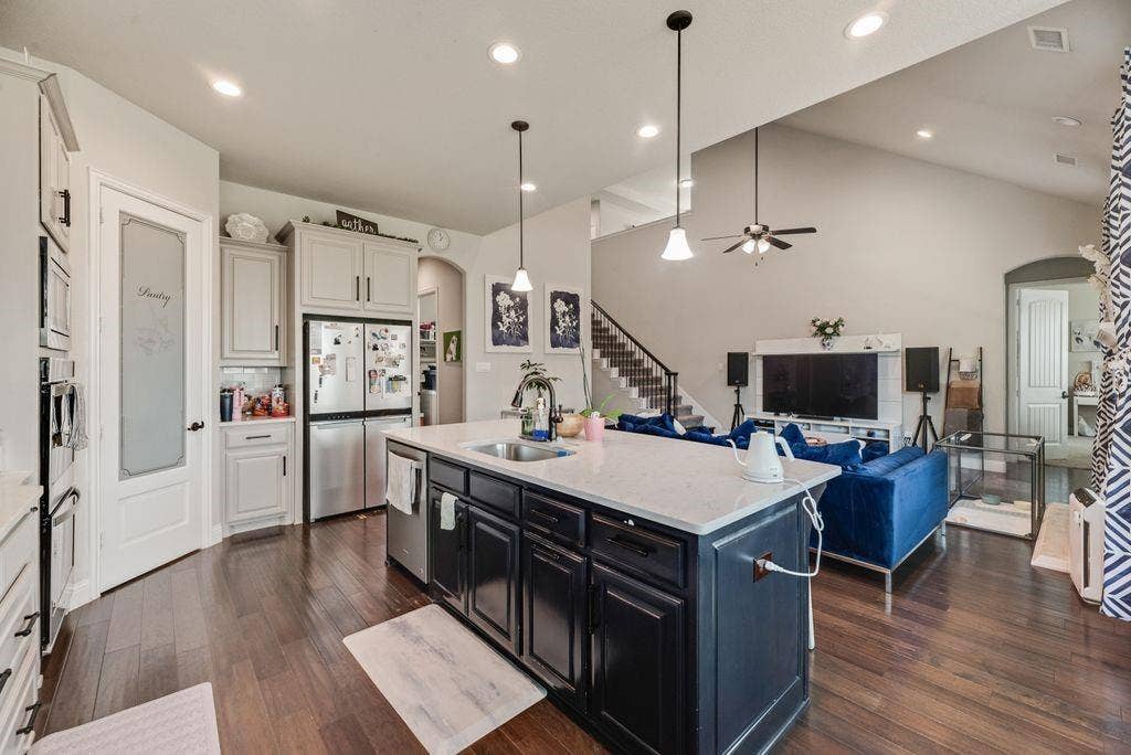 4612 Morning Glory Lane, Mansfield, TX 76063