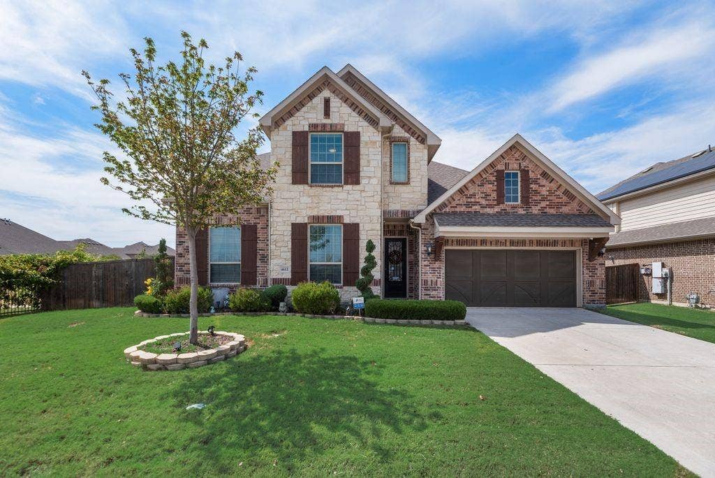 4612 Morning Glory Lane, Mansfield, TX 76063