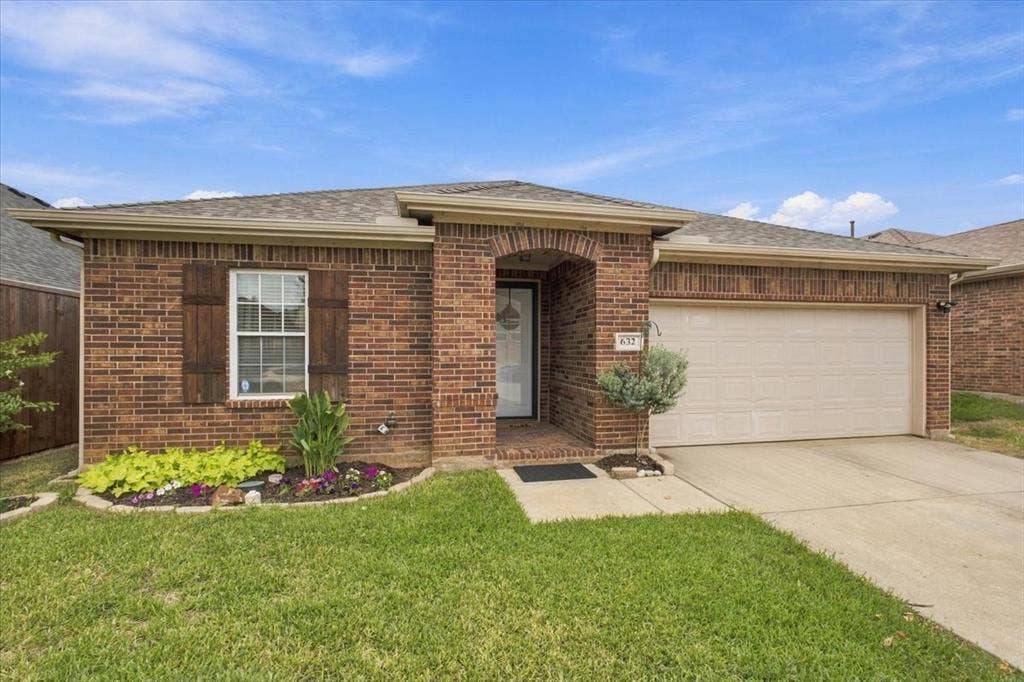 632 Montgomery Drive, Lake Dallas, TX 75065 632 Montgomery Drive, Lake Dallas, TX 75065