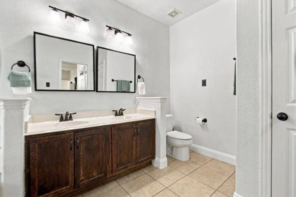 632 Montgomery Drive, Lake Dallas, TX 75065 632 Montgomery Drive, Lake Dallas, TX 75065
