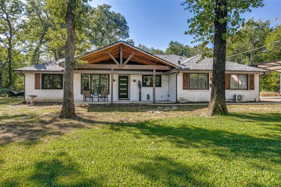 Property photo for 5704 Pecan Circle, Alvarado, TX