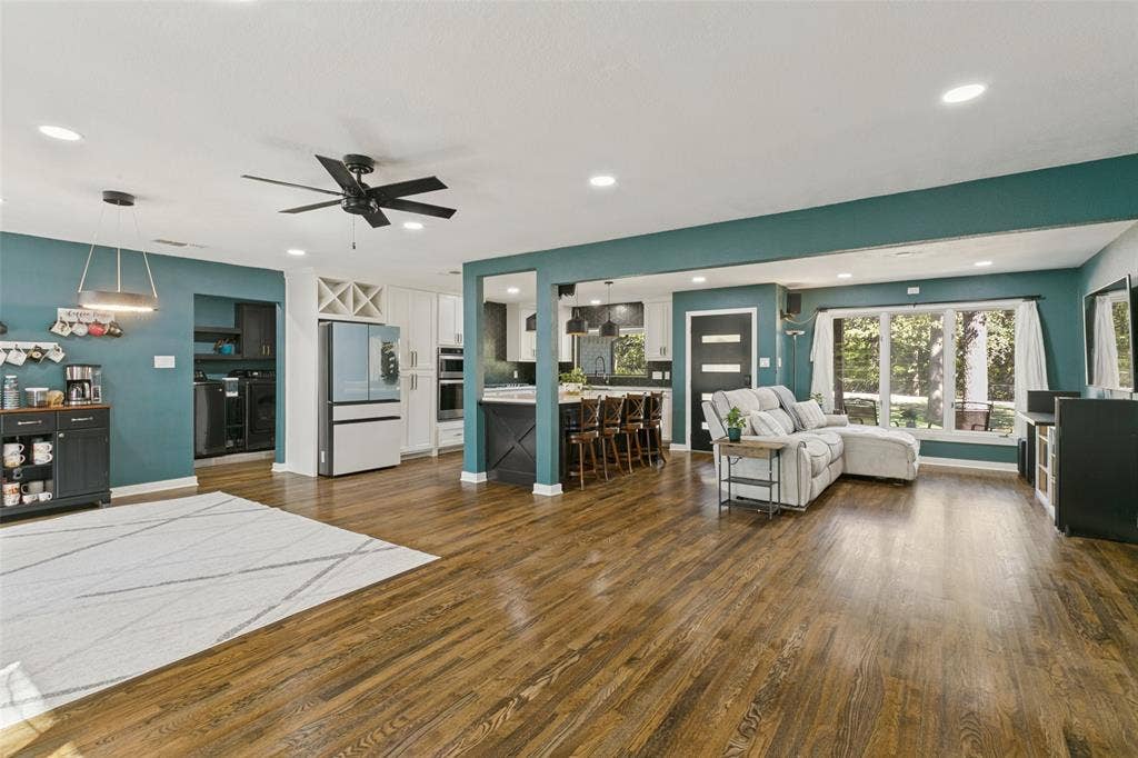 5704 Pecan Circle, Alvarado, TX 76009