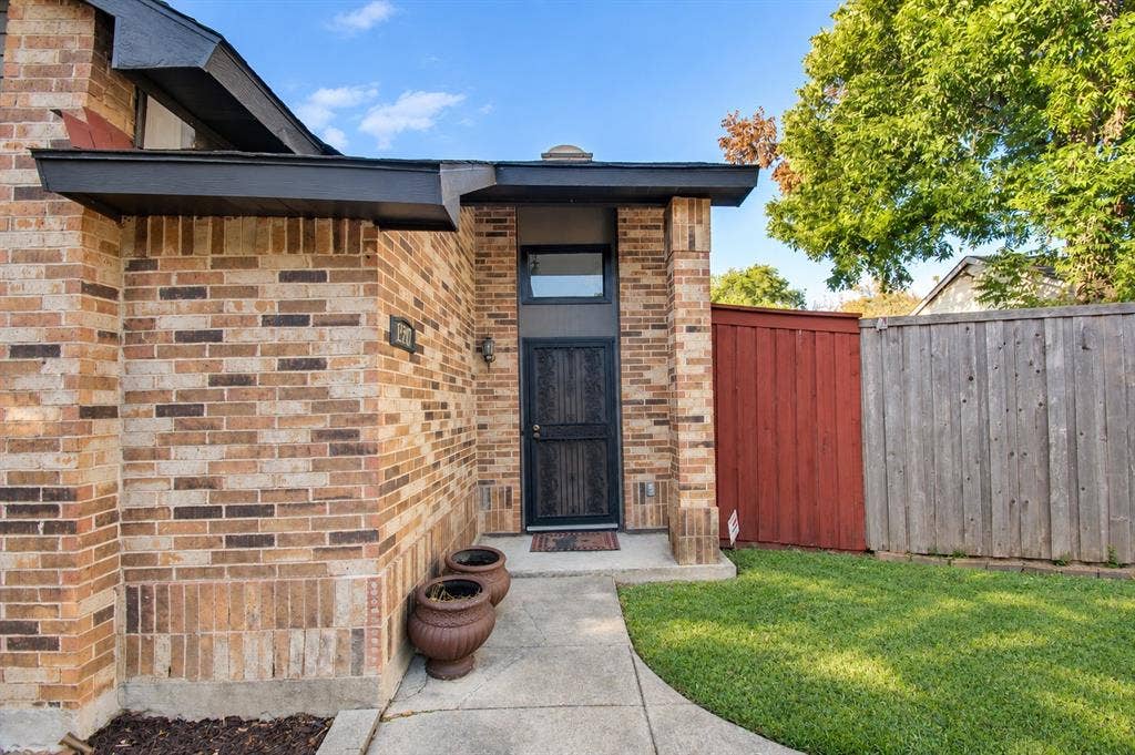 1527 Hancock Drive, Mesquite, TX 75149 1527 Hancock Drive, Mesquite, TX 75149