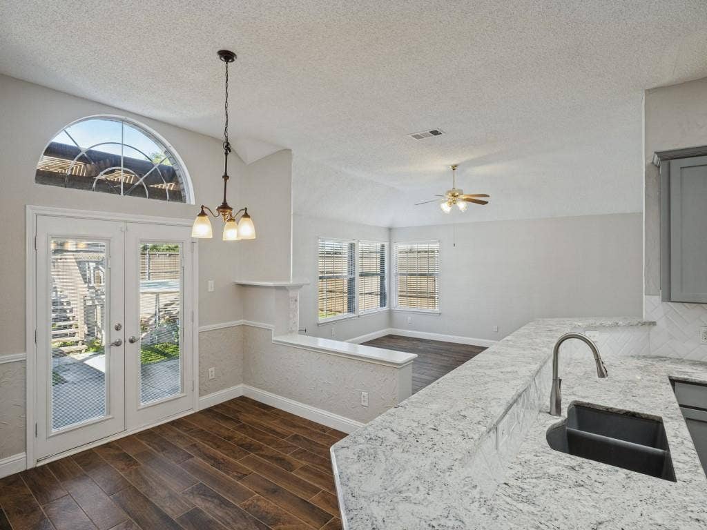 741 Lauren Way, Allen, TX 75002 741 Lauren Way, Allen, TX 75002
