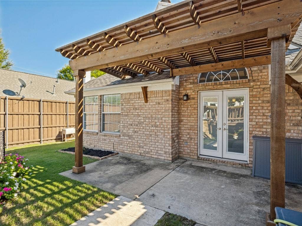 741 Lauren Way, Allen, TX 75002 Covered patio overlooking the backyard and pool