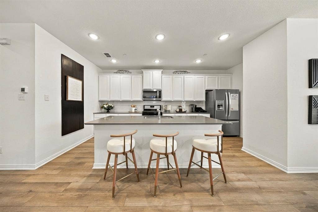 1895 Indigo Lane, Forney, TX 75126 1895 Indigo Lane, Forney, TX 75126