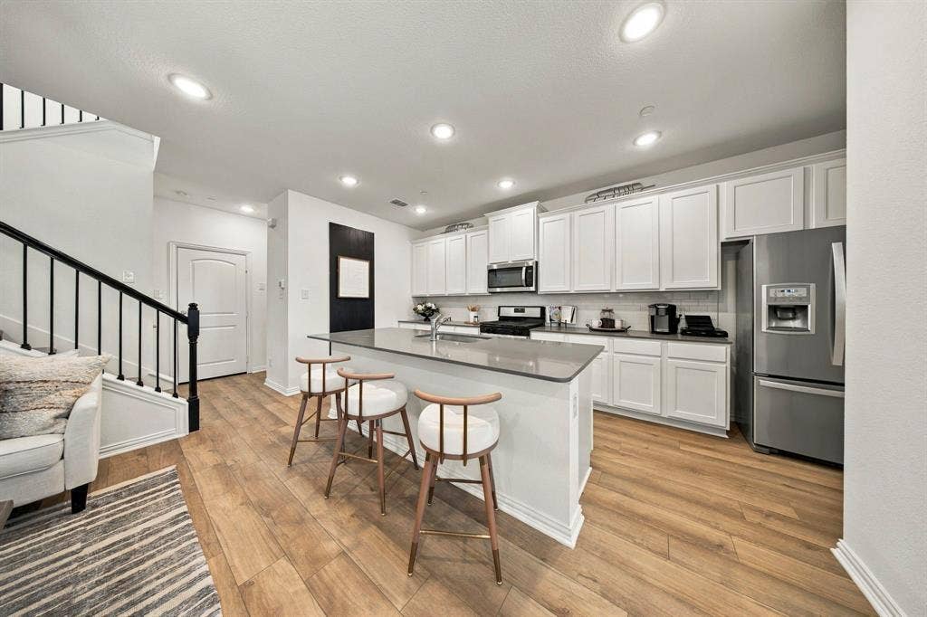 1895 Indigo Lane, Forney, TX 75126 1895 Indigo Lane, Forney, TX 75126