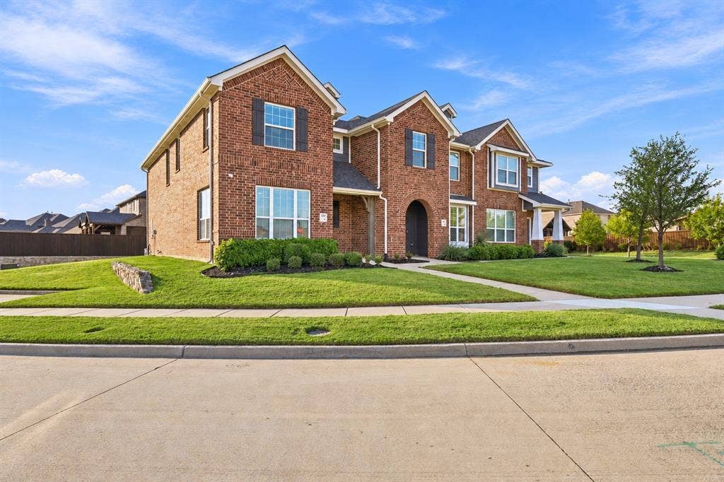 1895 Indigo Lane, Forney, TX 75126 1895 Indigo Lane, Forney, TX 75126