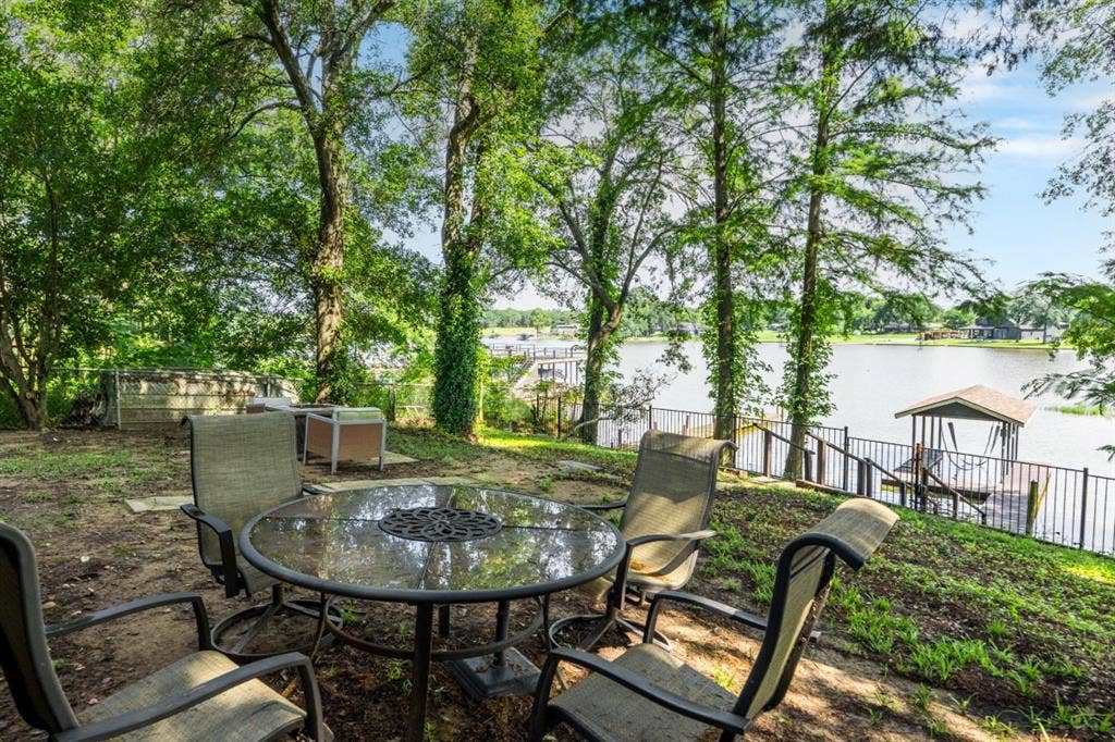 140 Lynn Creek Drive, Mabank, TX 75156 140 Lynn Creek Drive, Mabank, TX 75156