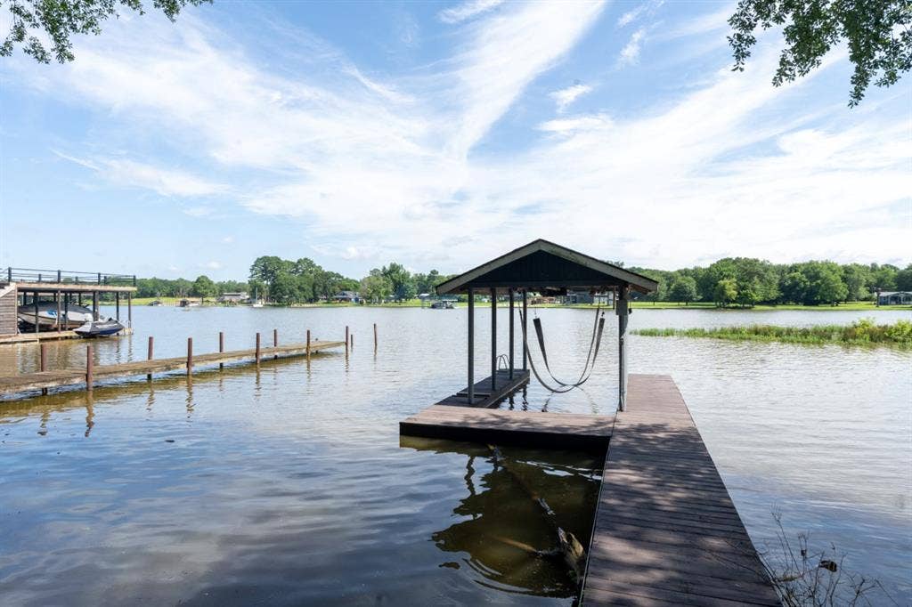 140 Lynn Creek Drive, Mabank, TX 75156 140 Lynn Creek Drive, Mabank, TX 75156