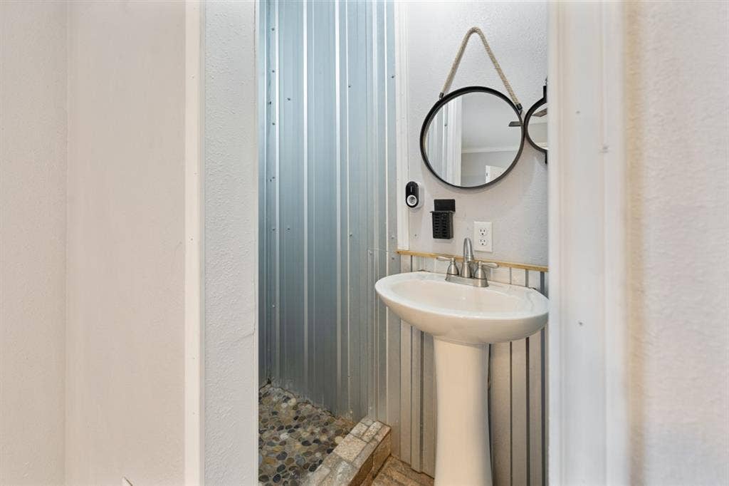 140 Lynn Creek Drive, Mabank, TX 75156 Primary Bathroom