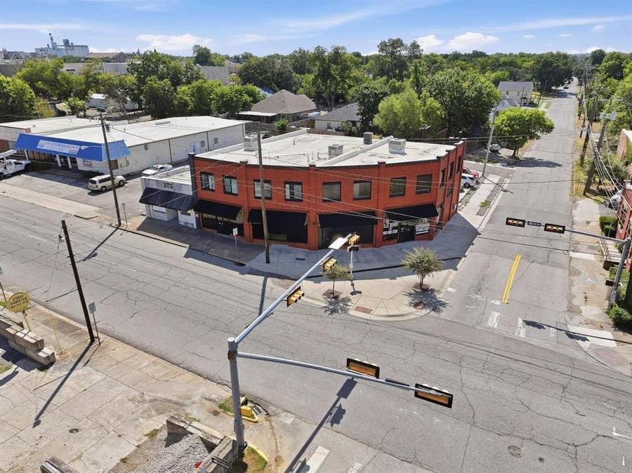 Property photo for 330 W Lamar Street, #101, Sherman, TX