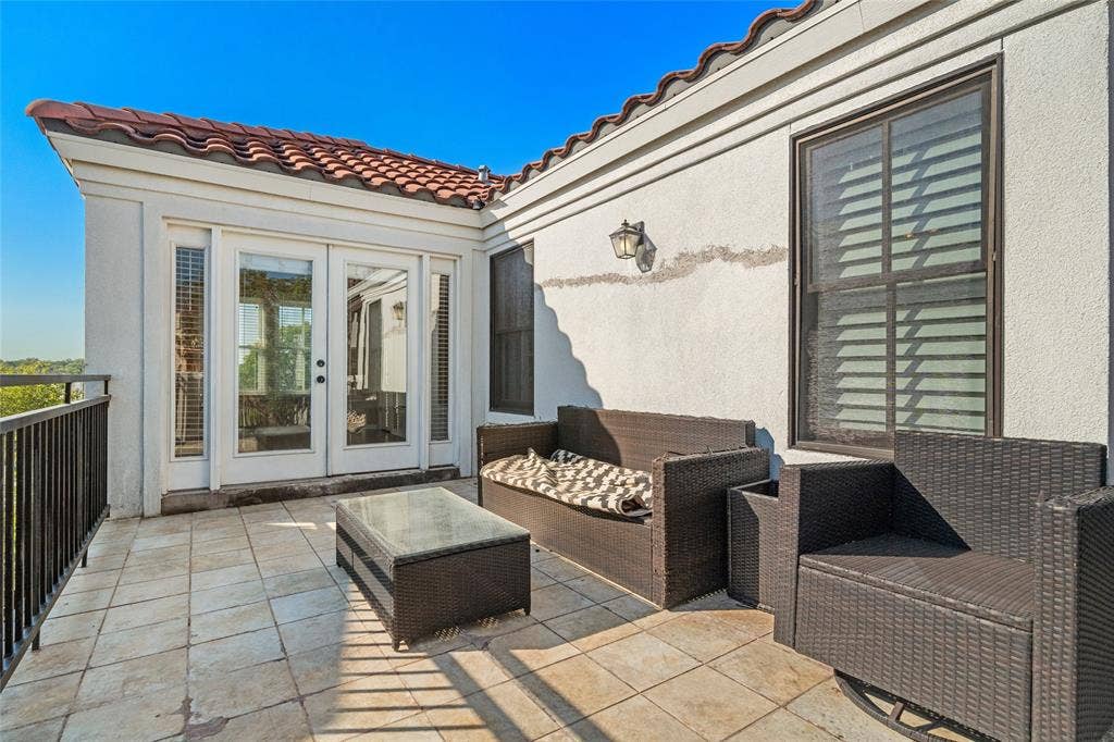 1906 Malone Cliff View, Dallas, TX 75208 1906 Malone Cliff View, Dallas, TX 75208