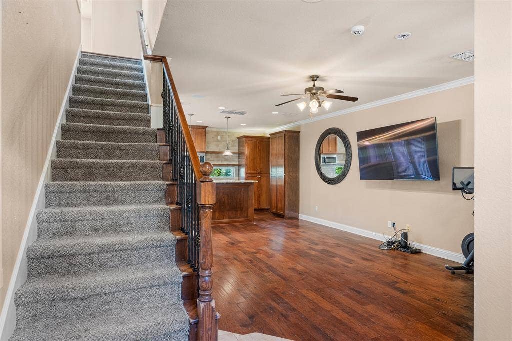 1906 Malone Cliff View, Dallas, TX 75208 1906 Malone Cliff View, Dallas, TX 75208