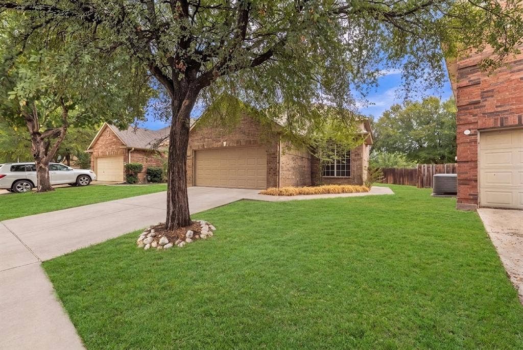5448 Pecan Creek Circle, Fort Worth, TX 76244 5448 Pecan Creek Circle, Fort Worth, TX 76244