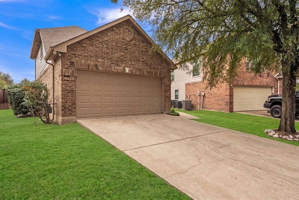 5448 Pecan Creek Circle, Fort Worth, TX 76244 5448 Pecan Creek Circle, Fort Worth, TX 76244