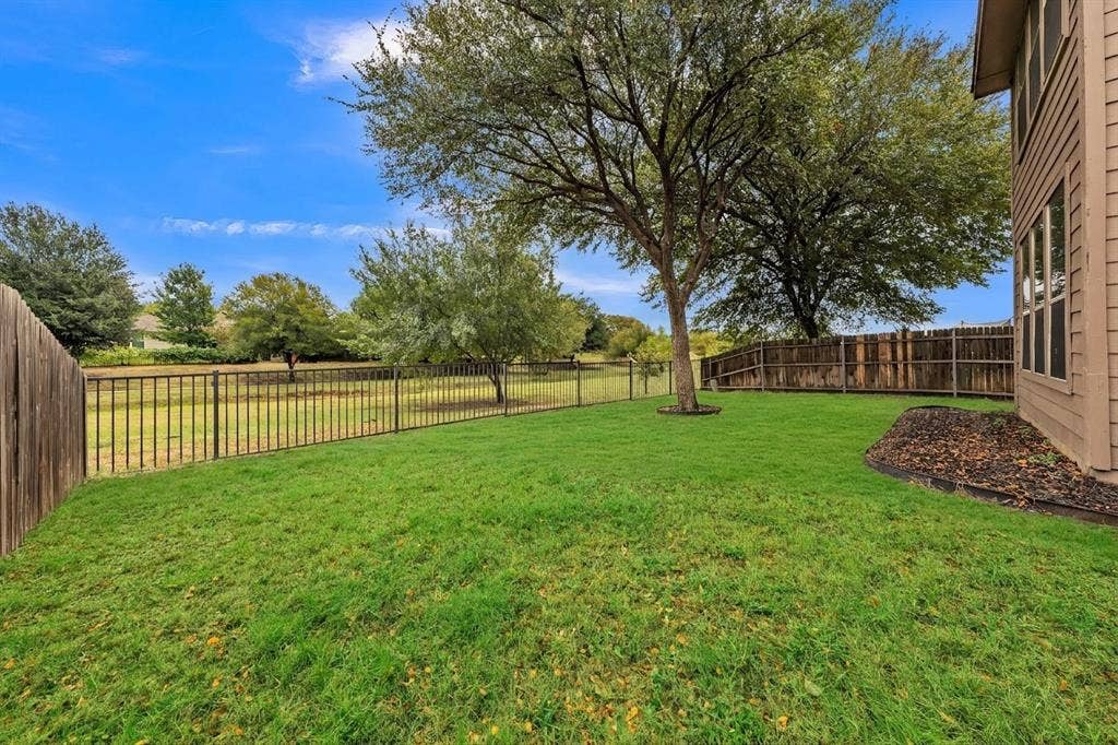5448 Pecan Creek Circle, Fort Worth, TX 76244 5448 Pecan Creek Circle, Fort Worth, TX 76244