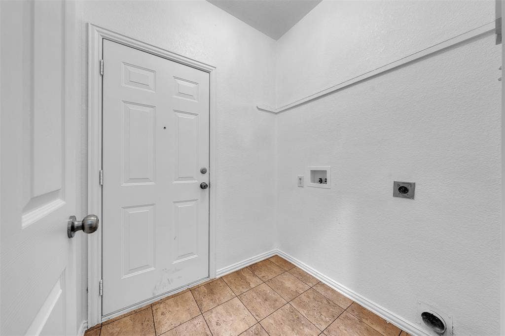5448 Pecan Creek Circle, Fort Worth, TX 76244 5448 Pecan Creek Circle, Fort Worth, TX 76244