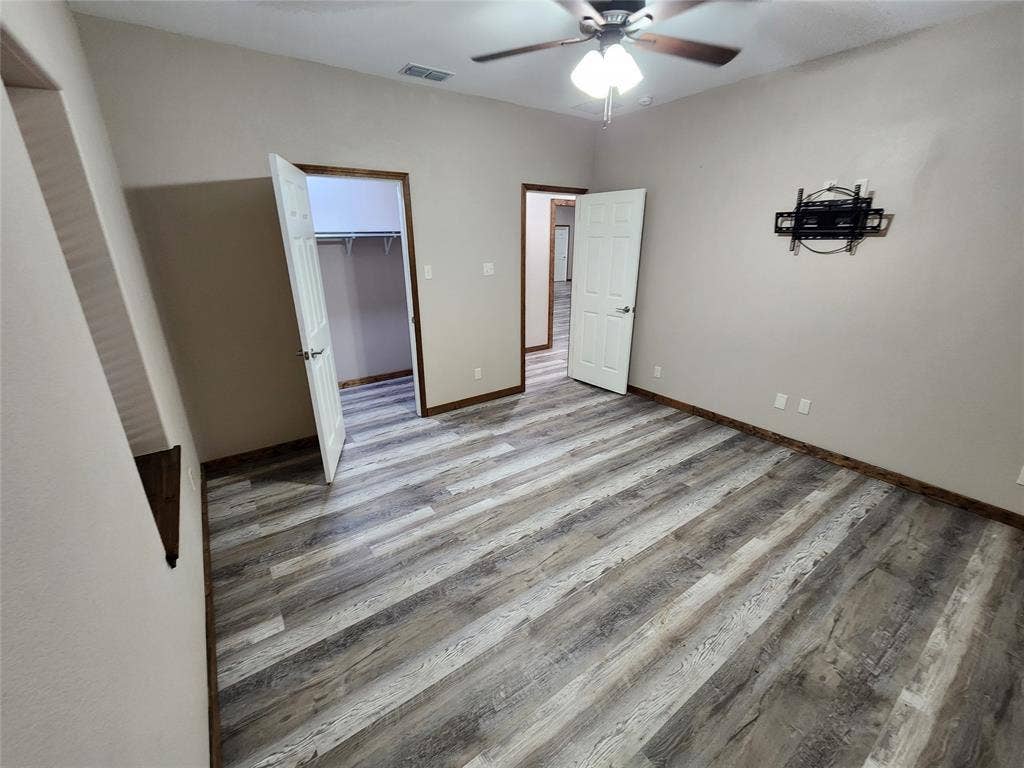 2nd bedroom with walk-in closet.