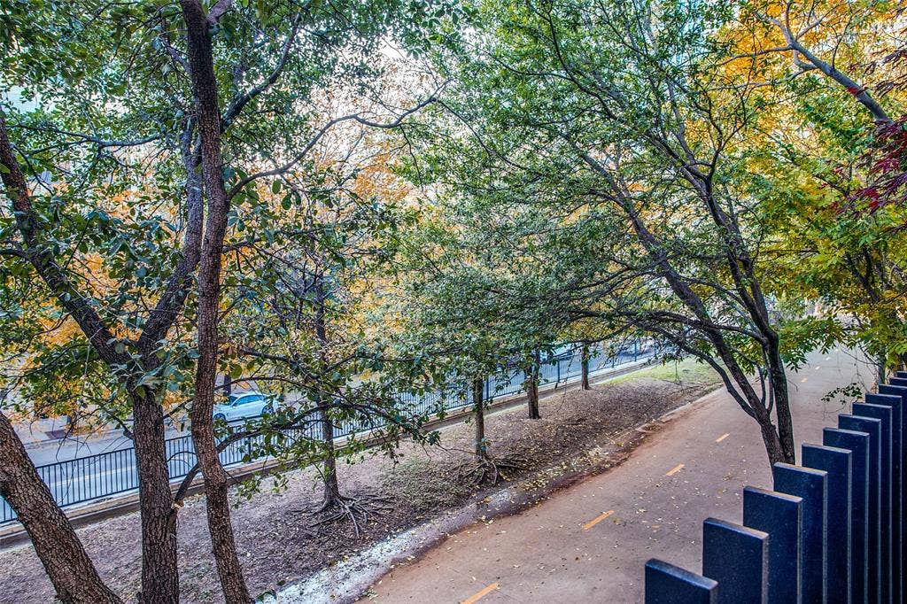 2919 Magnolia Hill Court, Dallas, TX 75201 2919 Magnolia Hill Court, Dallas, TX 75201