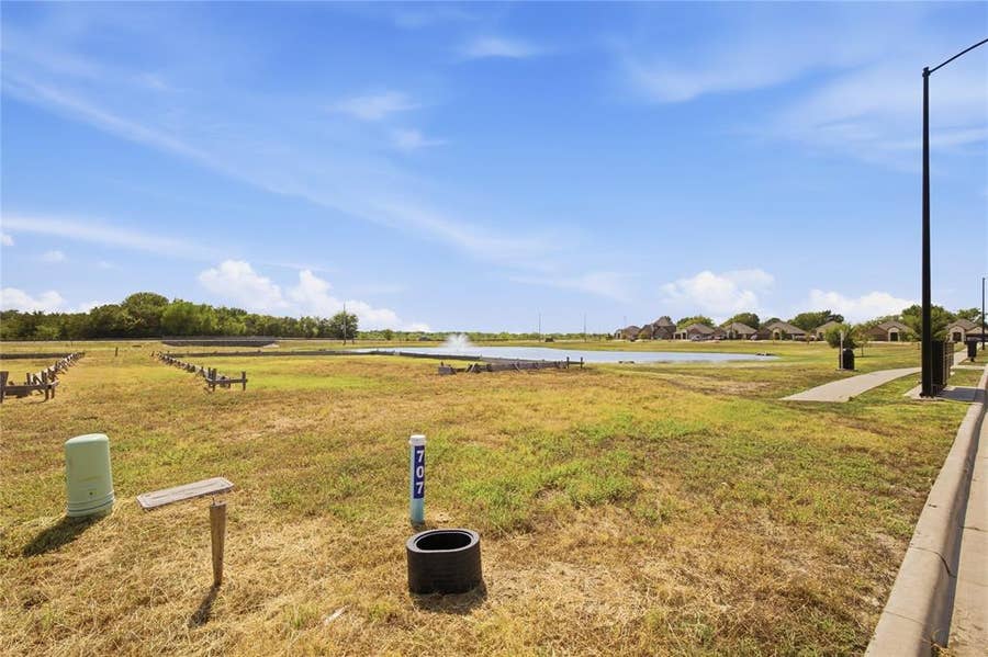 Property photo for 807 Greyson Lane, Greenville, TX