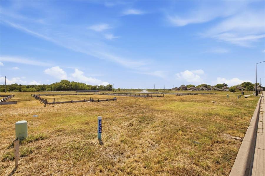 Property photo for 803 Greyson Lane, Greenville, TX