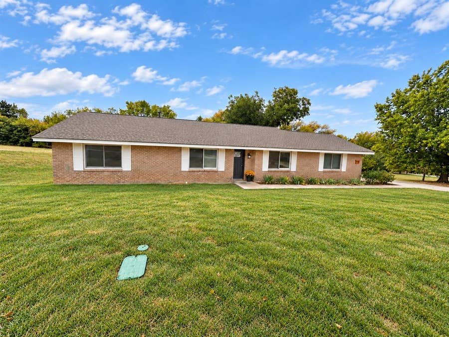 Property photo for 510 E 7th Street, Prosper, TX