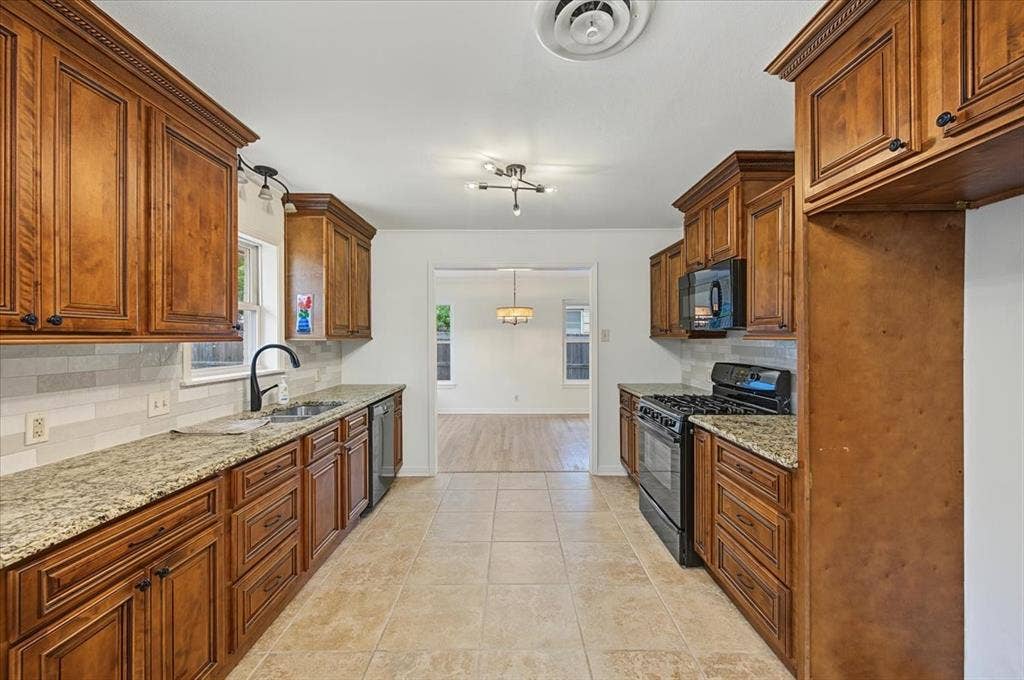 3809 Heywood Avenue, Fort Worth, TX 76109 3809 Heywood Avenue, Fort Worth, TX 76109