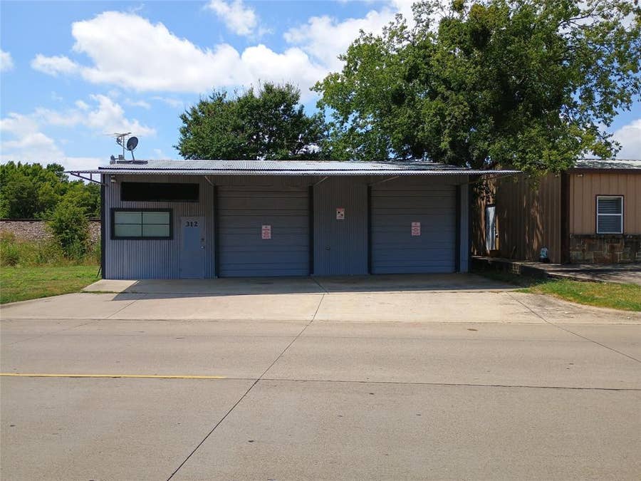 Property photo for 312 S Hampton Road, Crowley, TX