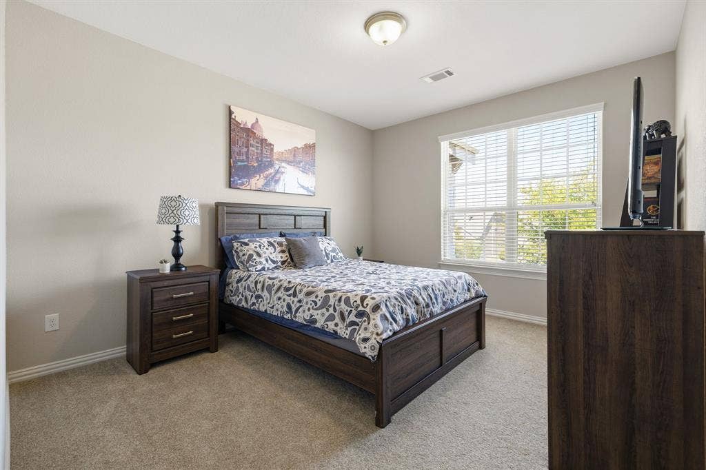 11109 Villa Canales Lane, Frisco, TX 75035 Secondary Upstairs Bedroom