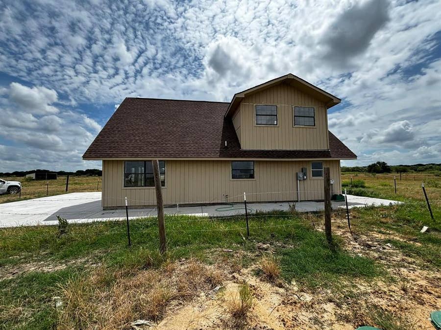Property photo for 810 Bounds Road, Gunter, TX