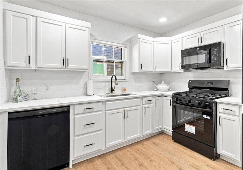 2716 Frazier Avenue, Fort Worth, TX 76110 2716 Frazier Avenue, Fort Worth, TX 76110