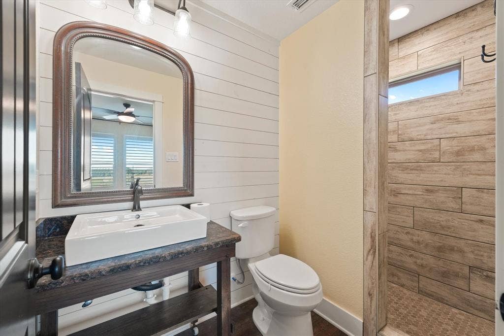 1458 Jim Harry Loop, Sunset, TX 76270 1458 Jim Harry Loop, Sunset, TX 76270
